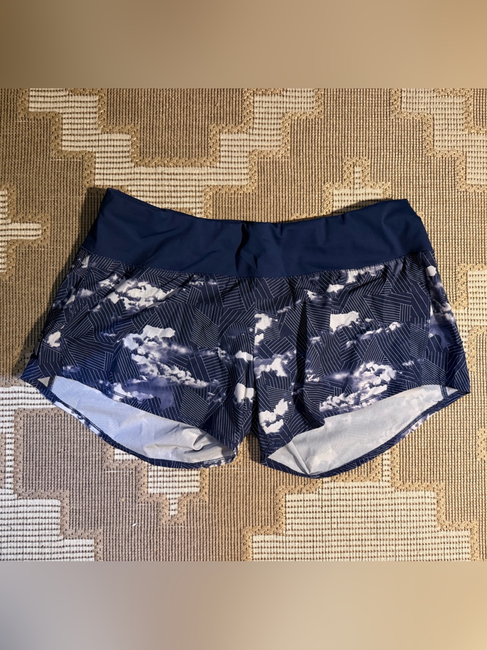 Oiselle Roga Shorts